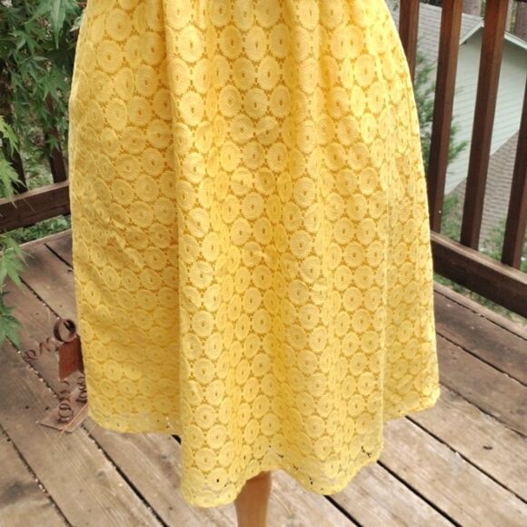 J. Taylor Sunny Yellow Lace Dress - Picture 3 of 11